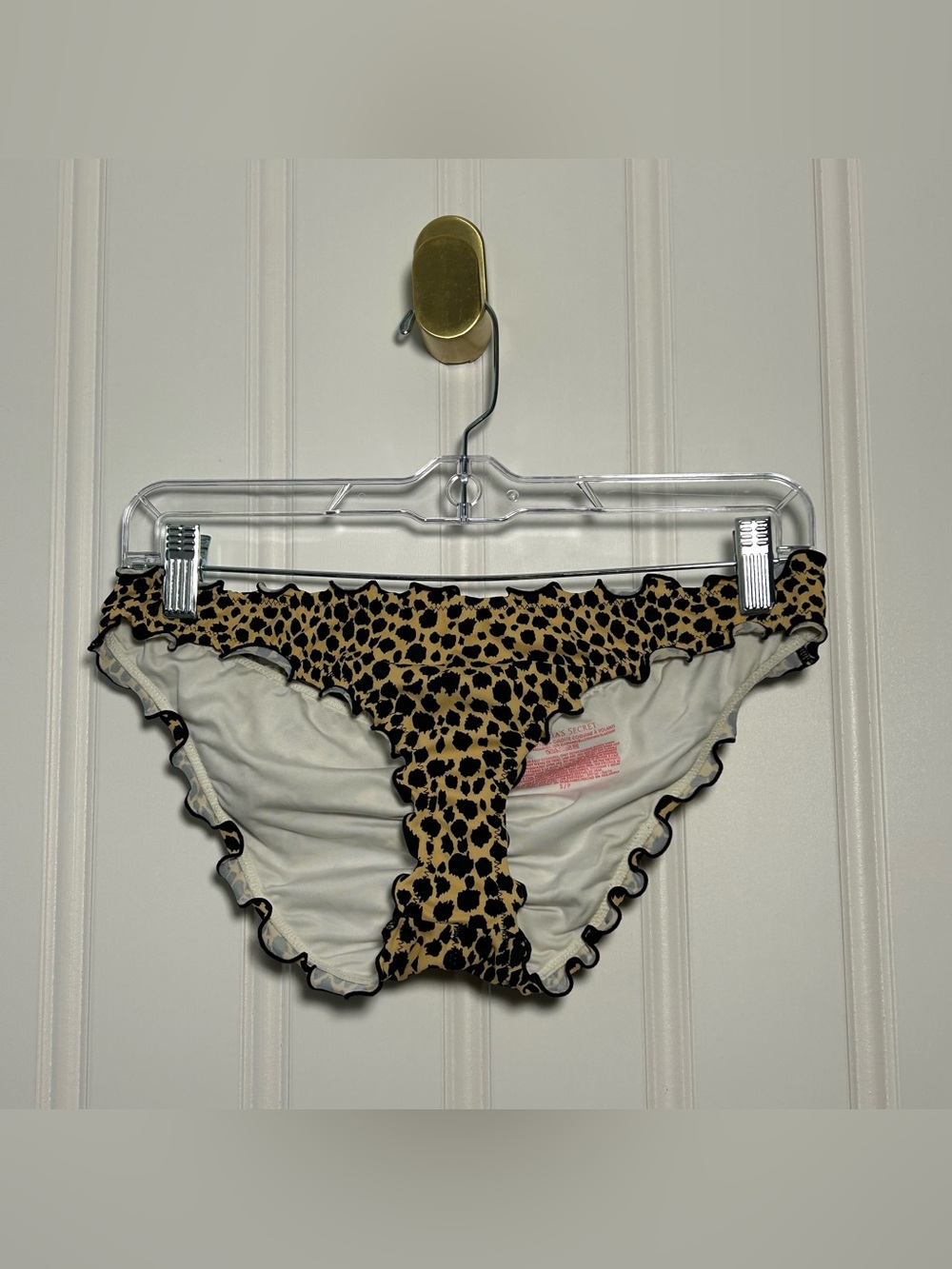 Victoria’s Secret Leopard Ruffle Bikini Bottoms Size Small